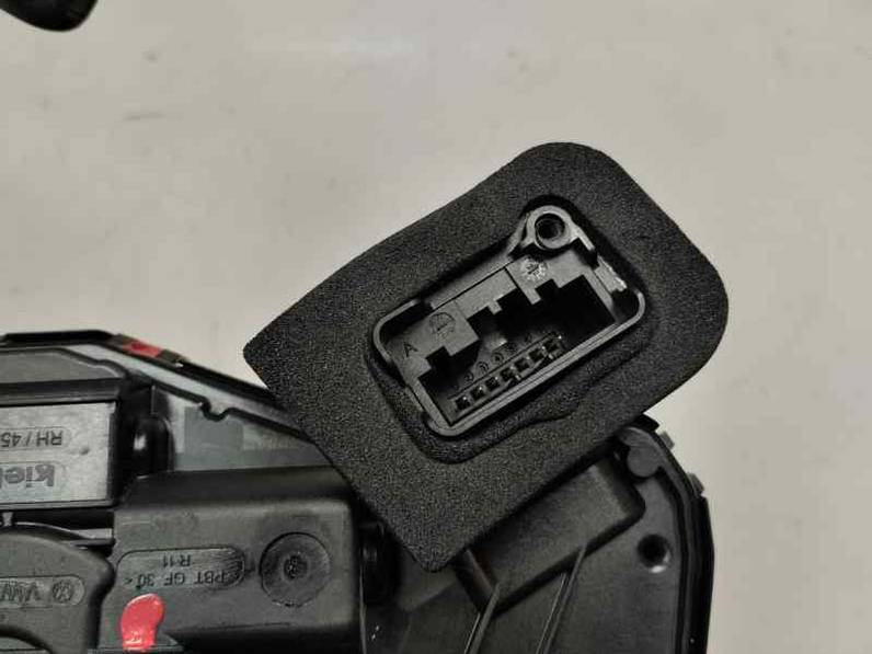 CERRADURA PUERTA TRASERA DERECHA SEAT LEON 2024 1.0 TSI / 110 CV