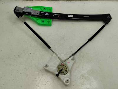 ELEVALUNAS TRASERO IZQUIERDO SEAT LEON 2024 1.0 TSI / 110 CV