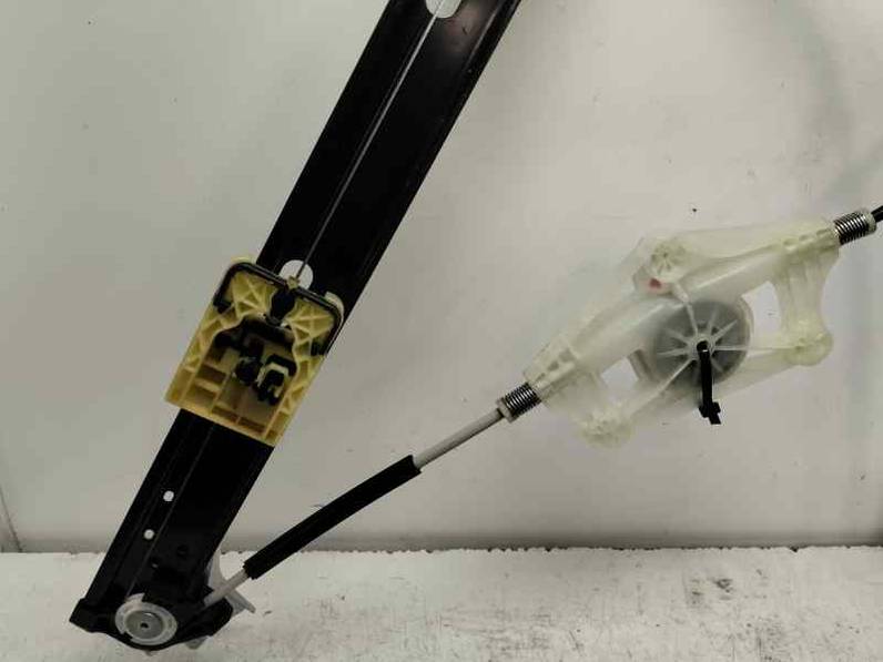 ELEVALUNAS DELANTERO IZQUIERDO SEAT LEON 2024 1.0 TSI / 110 CV