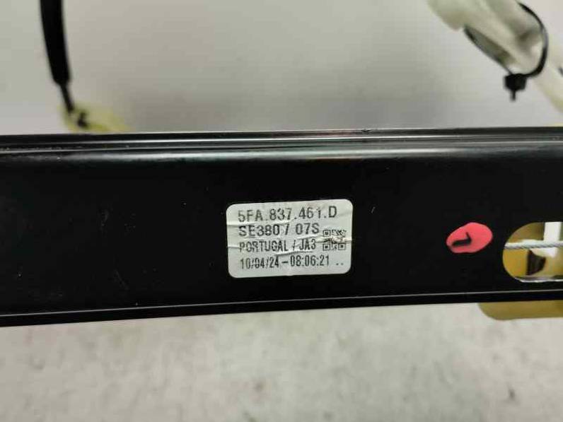 ELEVALUNAS DELANTERO IZQUIERDO SEAT LEON 2024 1.0 TSI / 110 CV