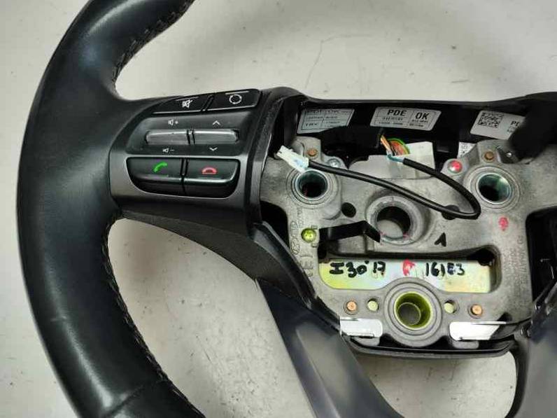 VOLANTE HYUNDAI I30 2017 1.0 LTR. - 88 KW (120 CV)