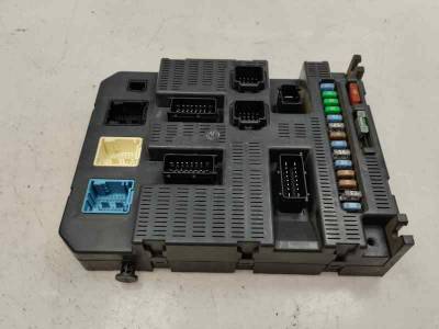 CAJA RELES FUSIBLES CITROEN C4 COUPE 2007 1.6 HDI (110 CV)