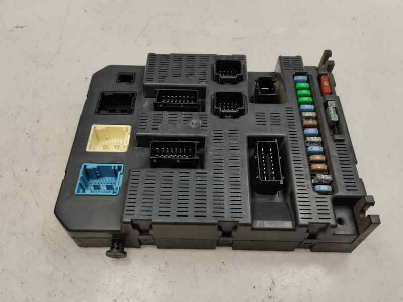 CAJA RELES FUSIBLES CITROEN C4 COUPE 2007 1.6 HDI (110 CV)