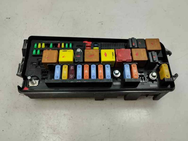 CAJA RELES FUSIBLES SAAB 9 3 SPORT SEDAN 2008 1.9 CDTI (120 CV)