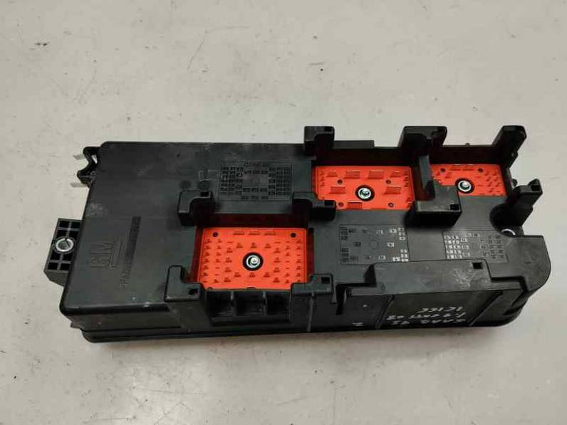 CAJA RELES FUSIBLES SAAB 9 3 SPORT SEDAN 2008 1.9 CDTI (120 CV)