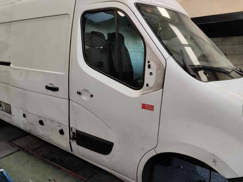 PUERTA DELANTERA DERECHA RENAULT MASTER III 2014 2.3 DCI (150 CV)