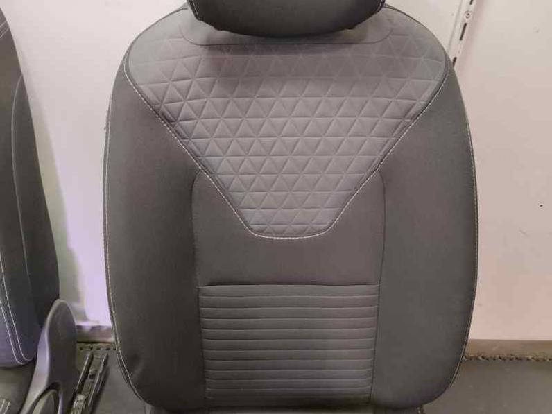 JUEGO ASIENTOS COMPLETO RENAULT CLIO IV 2015 0.9 GASOLINA (90 CV)