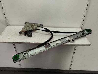 ELEVALUNAS DELANTERO DERECHO RENAULT MASTER III 2014 2.3 DCI (150 CV)