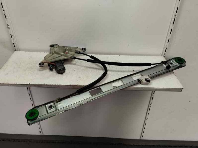 ELEVALUNAS DELANTERO DERECHO RENAULT MASTER III 2014 2.3 DCI (150 CV)