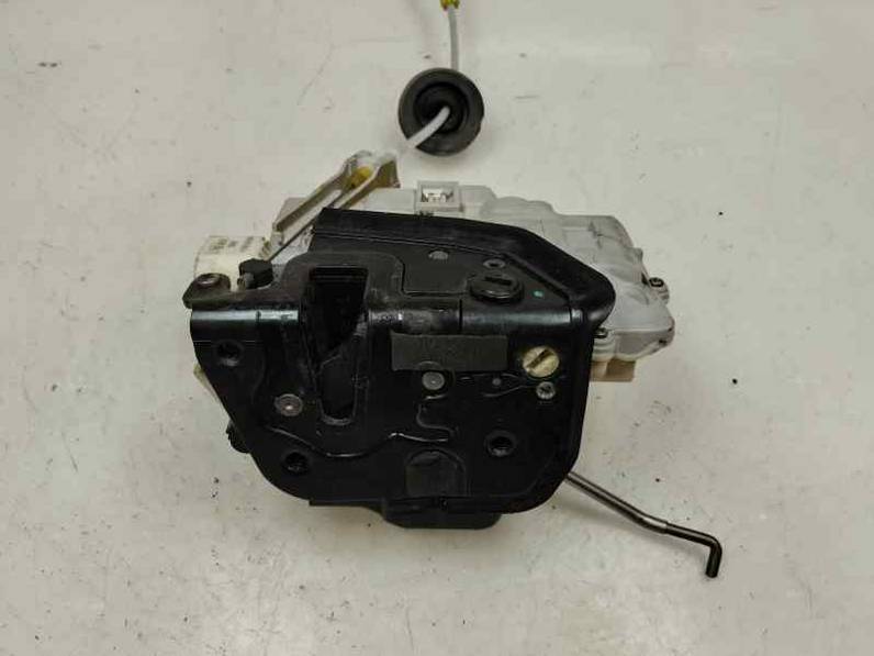 CERRADURA PUERTA TRASERA DERECHA AUDI A4 BERLINA 2005 2.0 TDI 6V (140 CV)