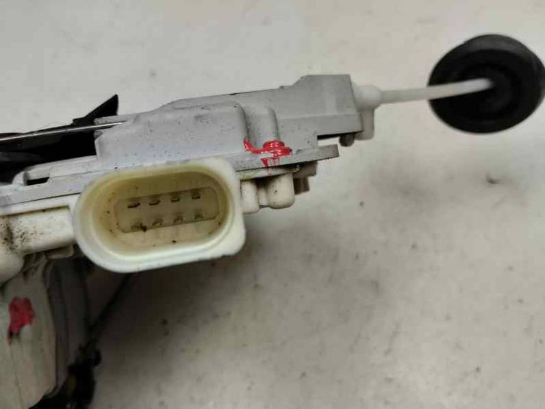 CERRADURA PUERTA TRASERA IZQUIERDA AUDI A4 BERLINA 2005 2.0 TDI 6V (140 CV)