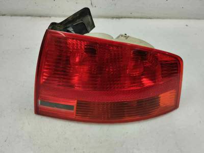 PILOTO TRASERO DERECHO AUDI A4 BERLINA 2005 2.0 TDI 6V (140 CV)