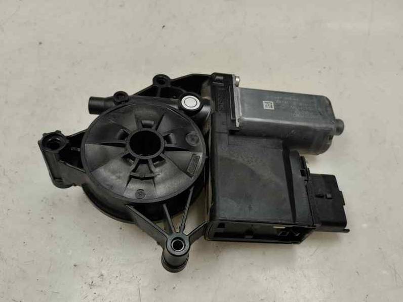 MOTOR ELEVALUNAS DELANTERO DERECHO OPEL CROSSLAND 2022 1.2 GAS MT6 S/S (110 CV)