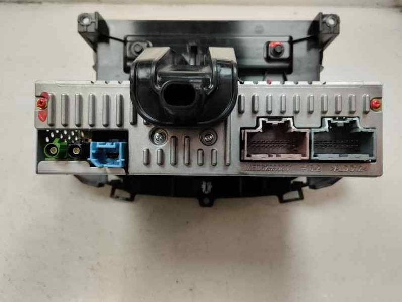 PANTALLA MULTIFUNCION OPEL CROSSLAND 2022 1.2 GAS MT6 S/S (110 CV)