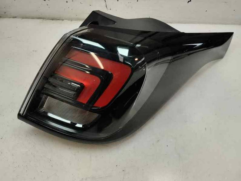 PILOTO TRASERO DERECHO OPEL CROSSLAND 2022 1.2 GAS MT6 S/S (110 CV)
