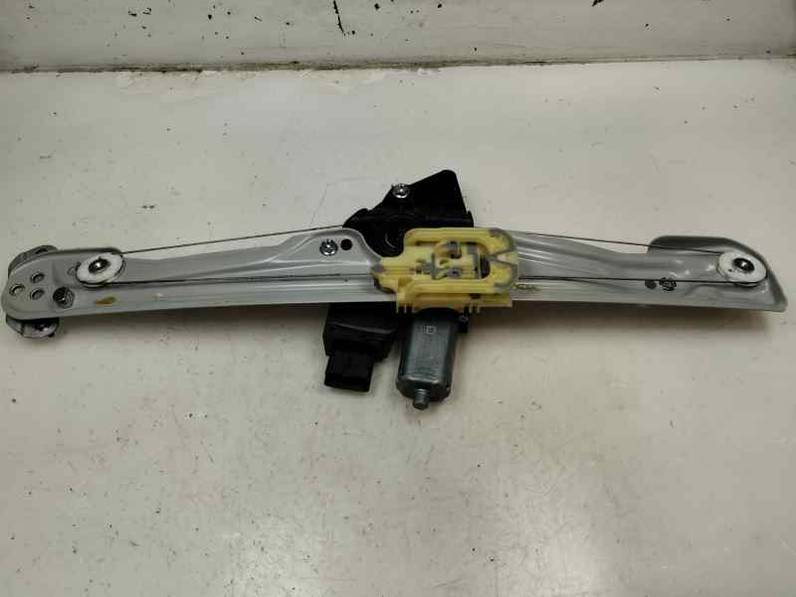 ELEVALUNAS DELANTERO IZQUIERDO OPEL CROSSLAND 2022 1.2 GAS MT6 S/S (110 CV)