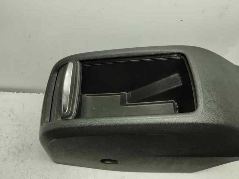 GUANTERA OPEL CROSSLAND 2022 1.2 GAS MT6 S/S (110 CV)