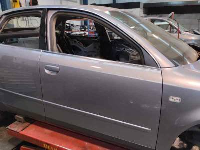 PUERTA DELANTERA DERECHA AUDI A4 BERLINA 2004 2.0 16V FSI (150 CV)