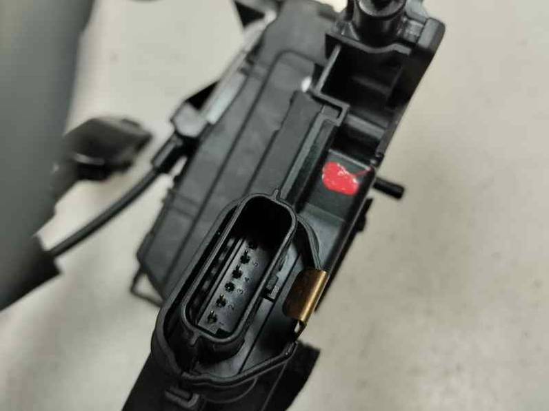 CERRADURA PUERTA TRASERA IZQUIERDA RENAULT TWINGO III 2021 1.0 GASOLINA (65 CV)