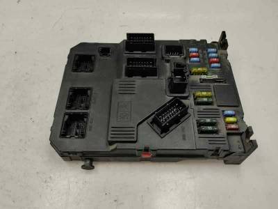 CAJA RELES FUSIBLES PEUGEOT 407 2004 2.0 16V HDI (136 CV)