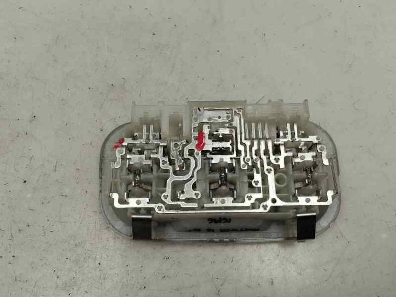 LUZ INTERIOR PEUGEOT PARTNER TEPEE 2016 1.6 HDI - 99 CV (99 CV)