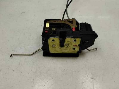 CERRADURA PUERTA DELANTERA DERECHA SSANGYONG RODIUS 2006 2.7 TURBODIESEL (163 CV)