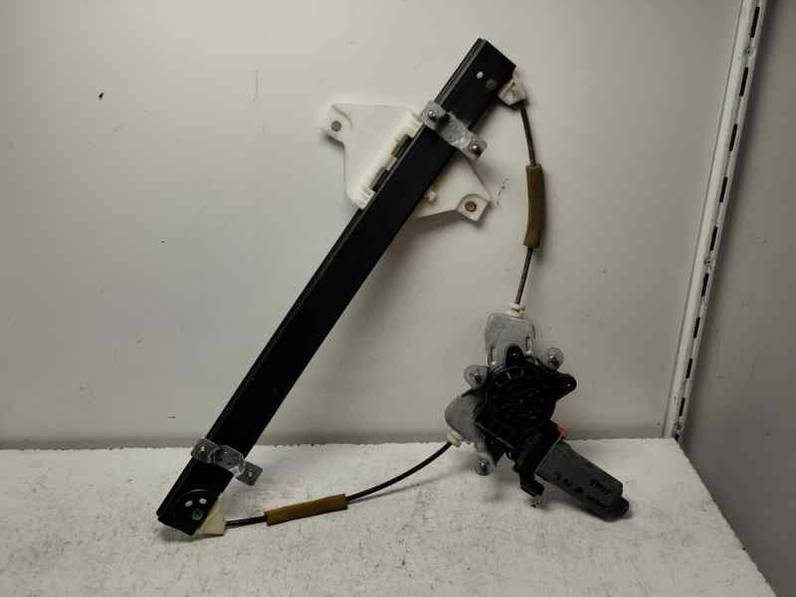 ELEVALUNAS TRASERO DERECHO SSANGYONG RODIUS 2006 2.7 TURBODIESEL (163 CV)