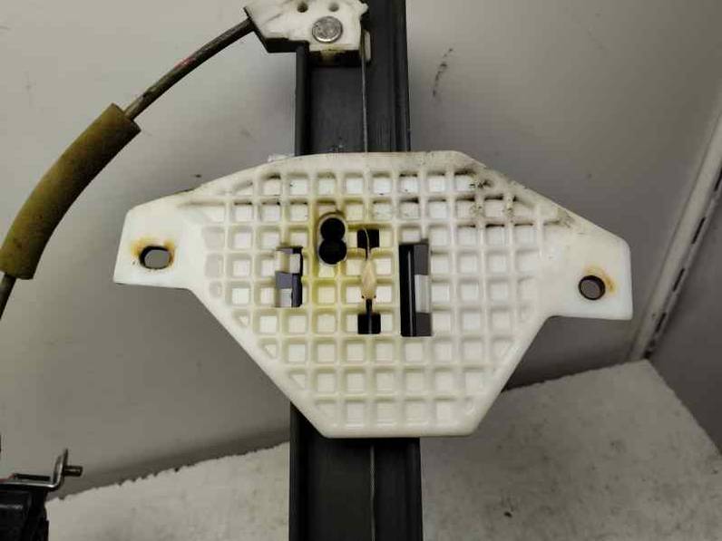 ELEVALUNAS TRASERO DERECHO SSANGYONG RODIUS 2006 2.7 TURBODIESEL (163 CV)