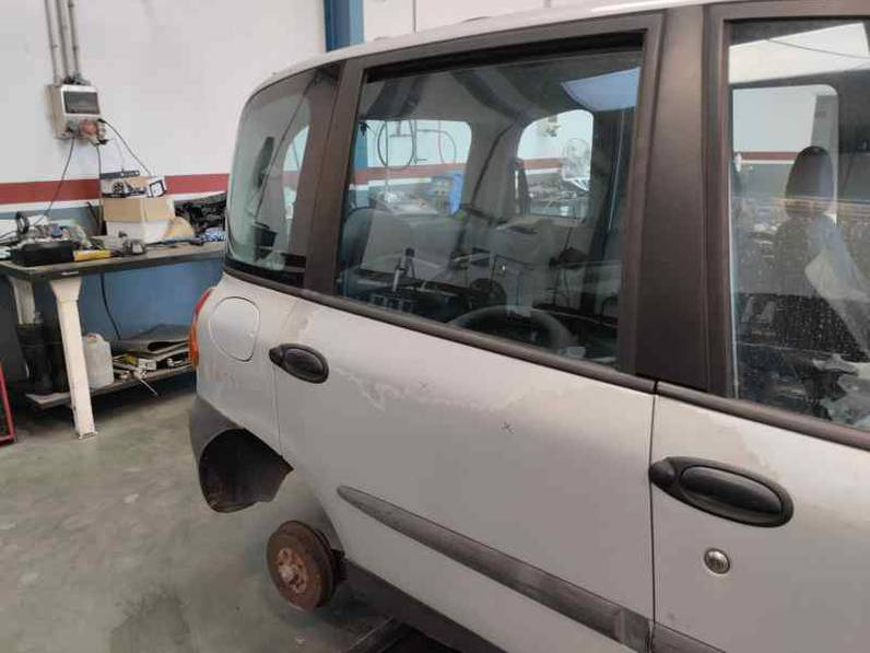 PUERTA TRASERA DERECHA FIAT MULTIPLA 2000 1.9 JTD