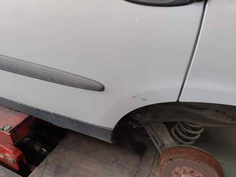 PUERTA TRASERA IZQUIERDA FIAT MULTIPLA 2000 1.9 JTD