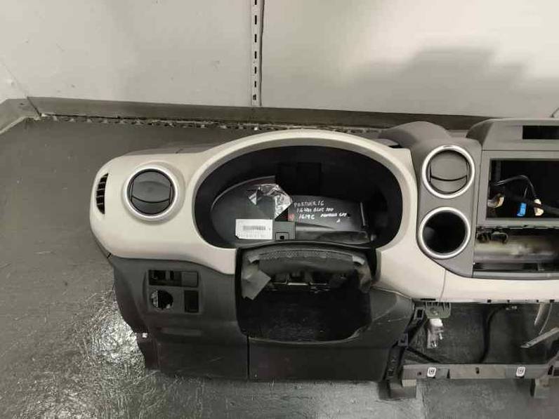 SALPICADERO PEUGEOT PARTNER TEPEE 2016 1.6 HDI - 99 CV (99 CV)