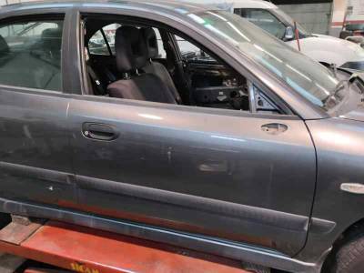 PUERTA DELANTERA DERECHA MITSUBISHI CARISMA BERLINA 5 2003 1.9 DI-D (116 CV)