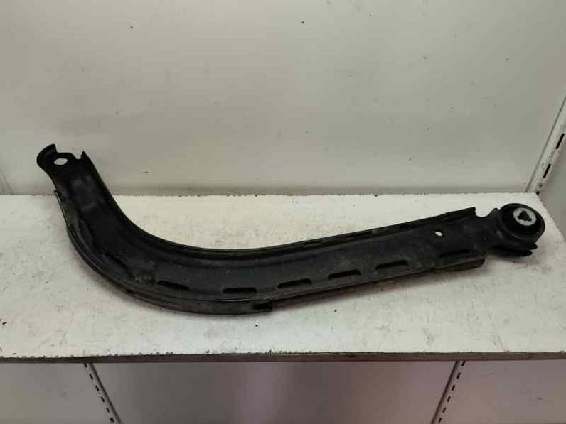 BRAZO SUSPENSION SUPERIOR TRASERO DERECHO FIAT DOBLO II 2015 1.3 16V JTD (90 CV)