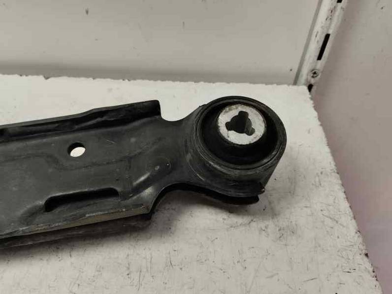 BRAZO SUSPENSION SUPERIOR TRASERO DERECHO FIAT DOBLO II 2015 1.3 16V JTD (90 CV)