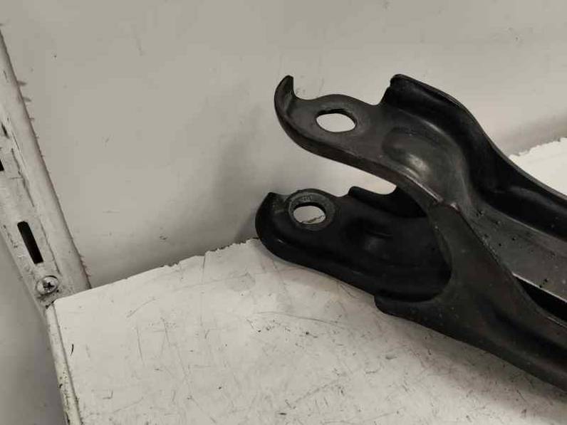 BRAZO SUSPENSION SUPERIOR TRASERO DERECHO FIAT DOBLO II 2015 1.3 16V JTD (90 CV)
