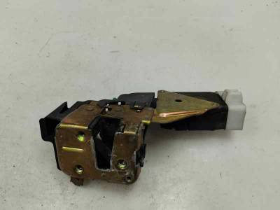 CERRADURA PUERTA DELANTERA IZQUIERDA MITSUBISHI CARISMA BERLINA 5 2003 1.9 DI-D (116 CV)