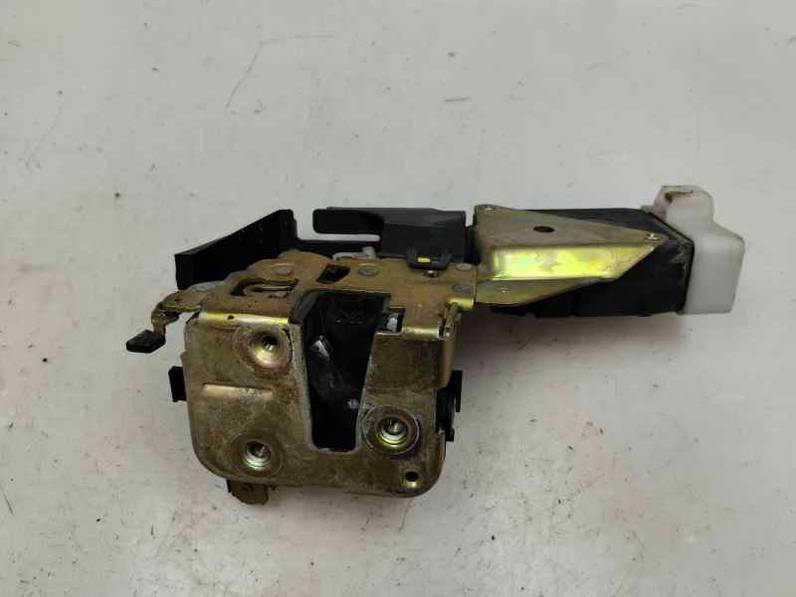 CERRADURA PUERTA TRASERA IZQUIERDA MITSUBISHI CARISMA BERLINA 5 2003 1.9 DI-D (116 CV)