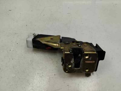 CERRADURA PUERTA DELANTERA DERECHA MITSUBISHI CARISMA BERLINA 5 2003 1.9 DI-D (116 CV)