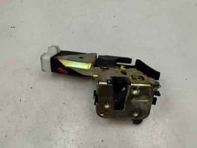 CERRADURA PUERTA TRASERA DERECHA MITSUBISHI CARISMA BERLINA 5 2003 1.9 DI-D (116 CV)