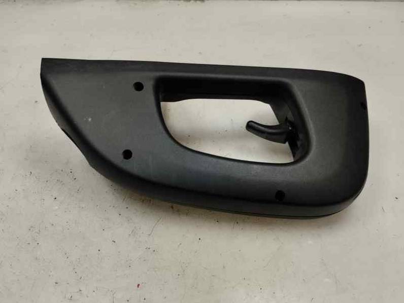 MANETA INTERIOR LATERAL DERECHA FIAT DOBLO 2011 1.3 16V JTD (90 CV)