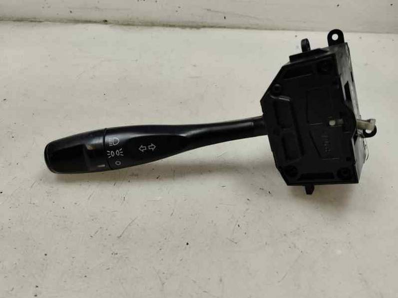 MANDO LUCES MITSUBISHI CARISMA BERLINA 5 2003 1.9 DI-D (116 CV)