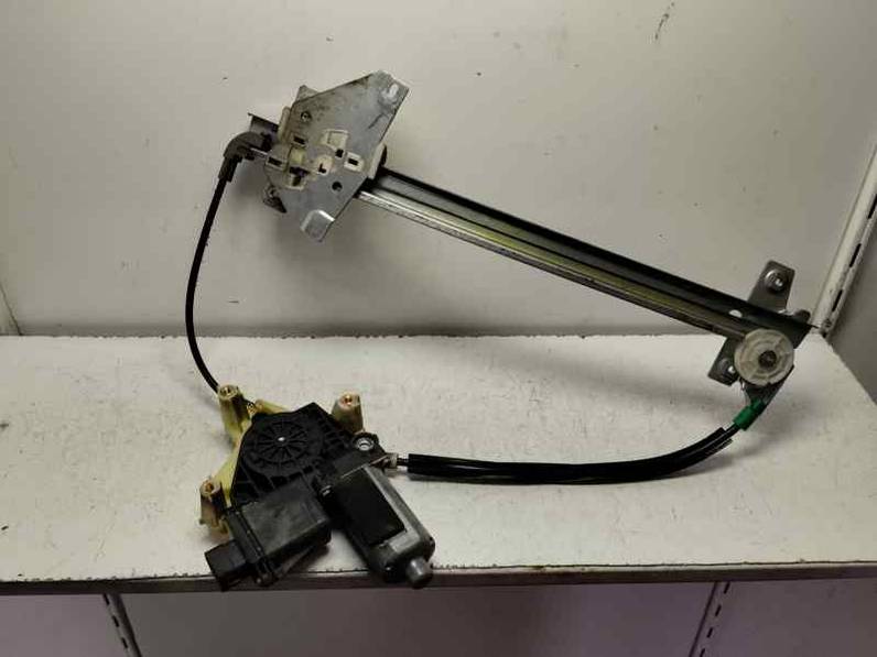 ELEVALUNAS TRASERO DERECHO MITSUBISHI CARISMA BERLINA 5 2003 1.9 DI-D (116 CV)