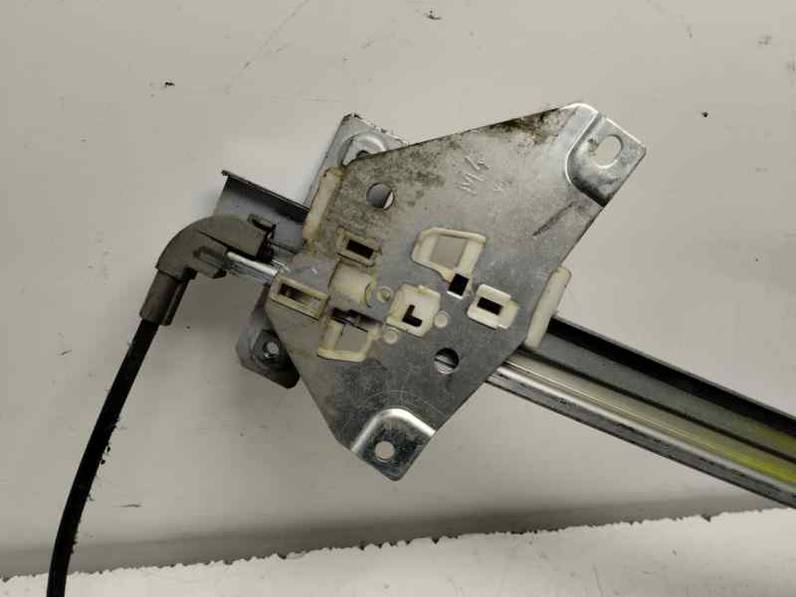 ELEVALUNAS TRASERO DERECHO MITSUBISHI CARISMA BERLINA 5 2003 1.9 DI-D (116 CV)