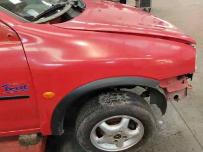 ALETA DELANTERA DERECHA OPEL CORSA B 1997 1.2 (45 CV)