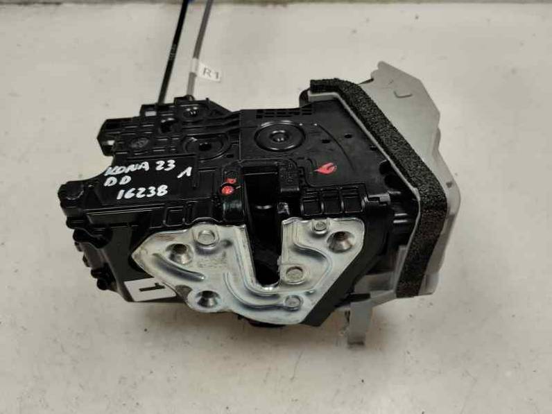 CERRADURA PUERTA DELANTERA DERECHA HYUNDAI KONA 2023 1.0 GASOLINA (120 CV)