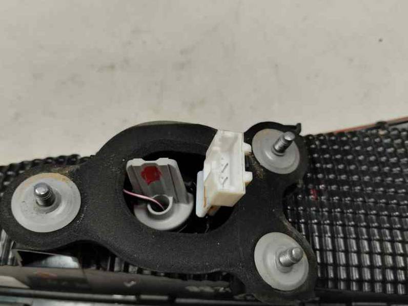 PILOTO TRASERO IZQUIERDO INTERIOR HYUNDAI KONA 2023 1.0 GASOLINA (120 CV)