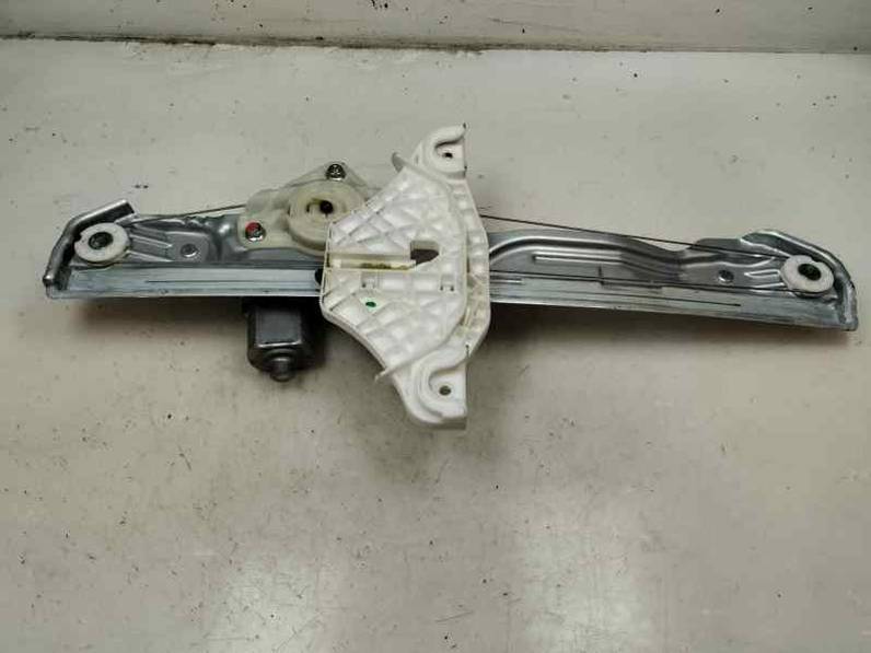 ELEVALUNAS TRASERO IZQUIERDO HYUNDAI KONA 2023 1.0 GASOLINA (120 CV)