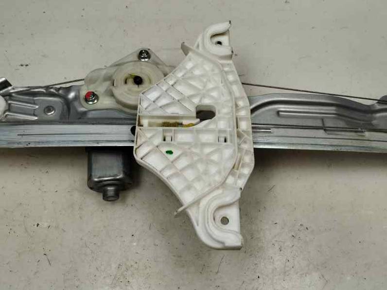 ELEVALUNAS TRASERO IZQUIERDO HYUNDAI KONA 2023 1.0 GASOLINA (120 CV)