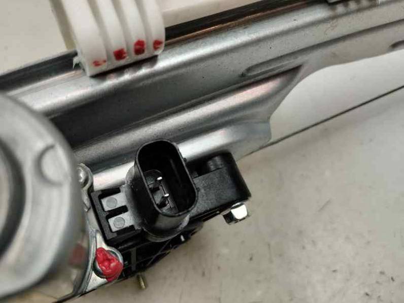 ELEVALUNAS TRASERO IZQUIERDO HYUNDAI KONA 2023 1.0 GASOLINA (120 CV)