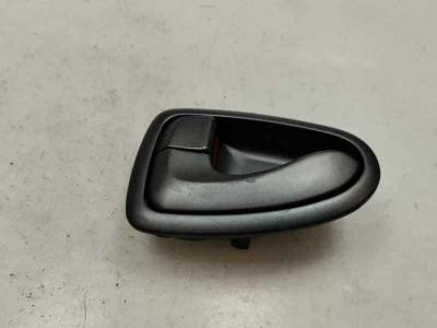 MANETA INTERIOR TRASERA IZQUIERDA HYUNDAI ACCENT 2001 1.3 (86 CV)